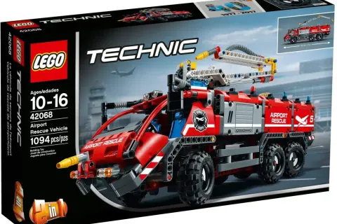 Zestaw LEGO Technic 42068 to wóz strażacki lotniskowy, gotowy do akcji ratunkowej.