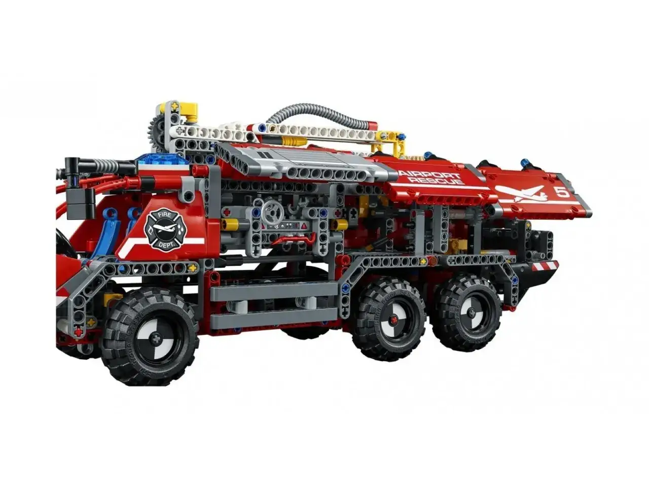 Czerwony wóz strażacki z serii Lego 42068 z napisem