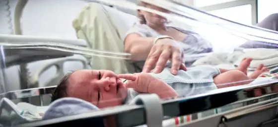 Poród w 36. tygodniu - Co musisz wiedzieć o opiece nad noworodkiem?